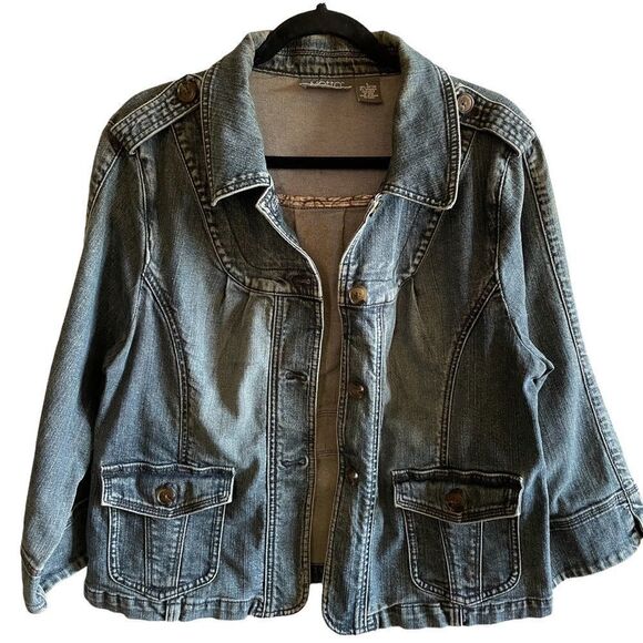 Motto ~ your style mantra ~ Women’s Denim Jacket ~ size Large - Picture 1 of 6